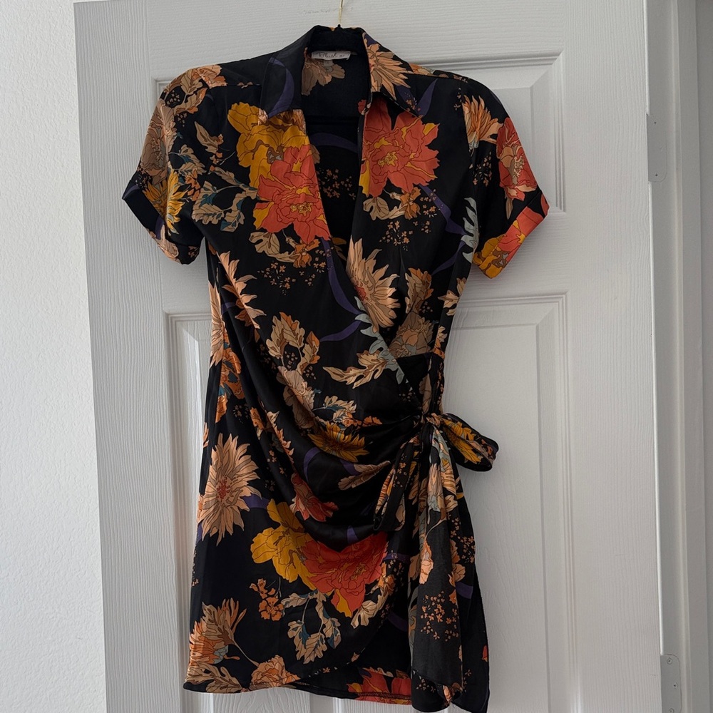 Floral Wrap Dress with Short Sleeves